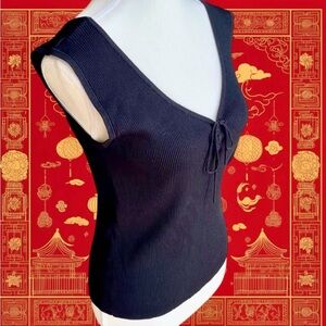 Elegant Black Sleeveless Top